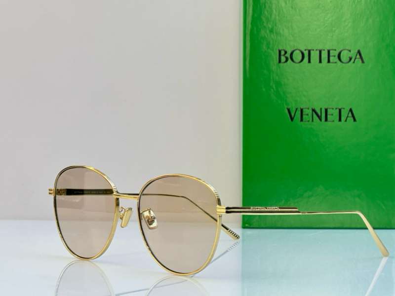 Picture of Bottega Veneta Sunglasses _SKUfw55533294fw